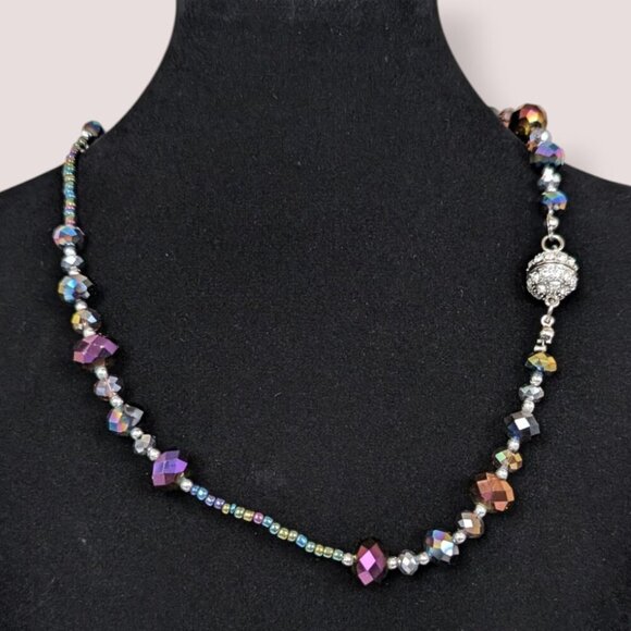 Vintage Beaded AB Crystal Necklace - Picture 4 of 7
